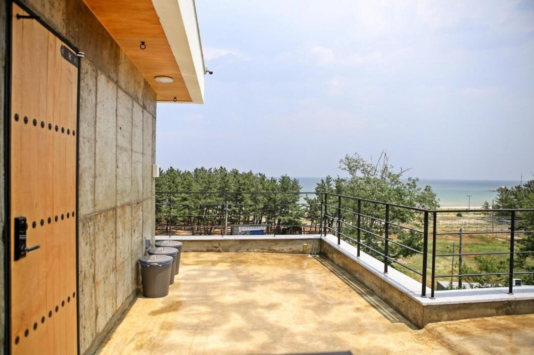 Yangyang Oceanview Pension Gwanggyeongwon Buitenkant foto